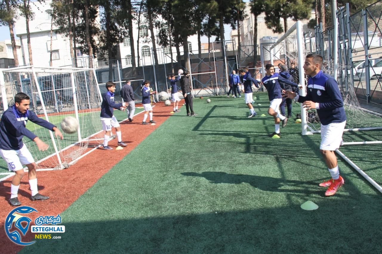 تیم نونهالان استقلال