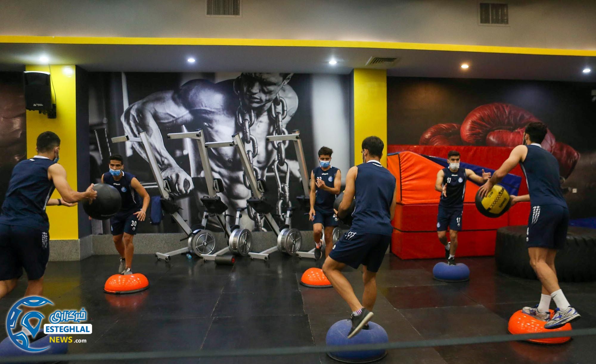 تمرین استقلال