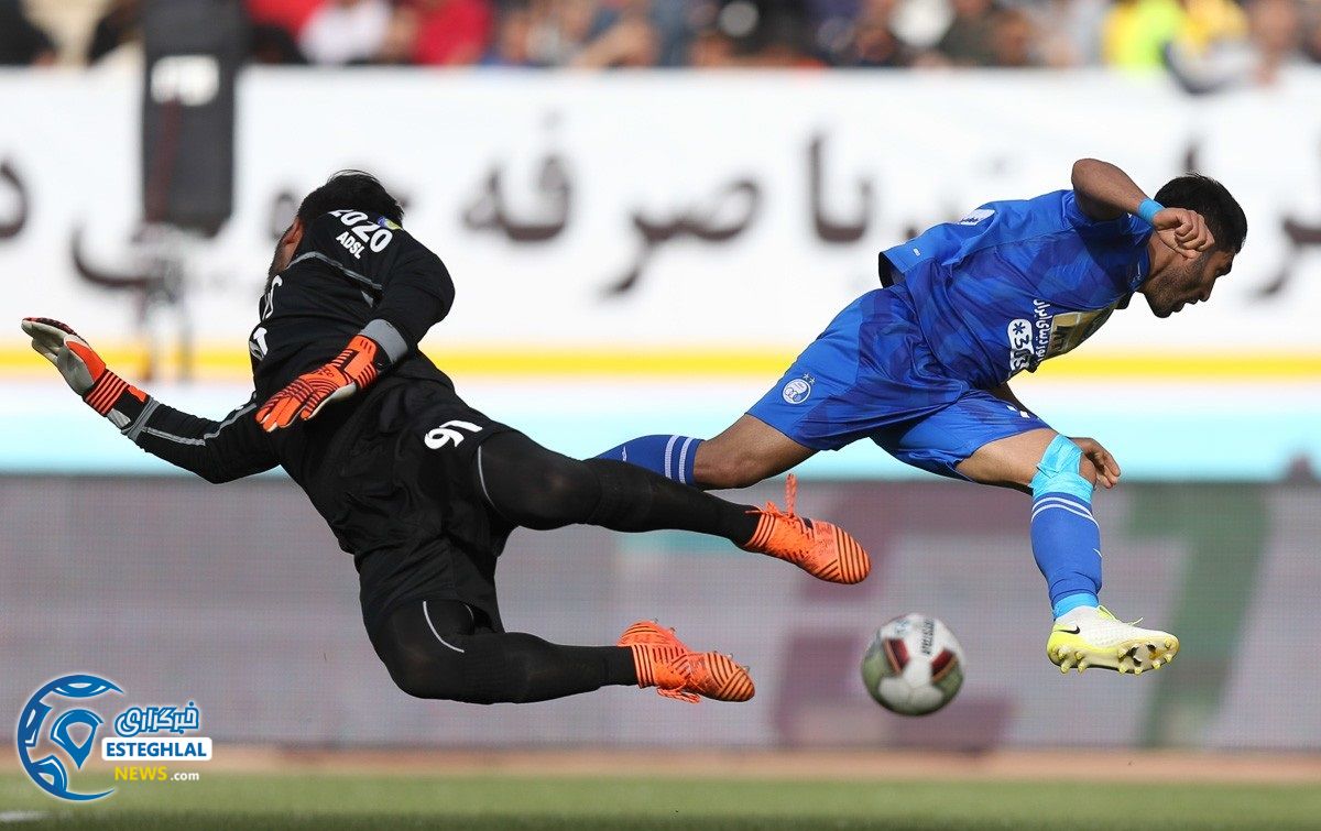 دیدار استقلال و سپاهان