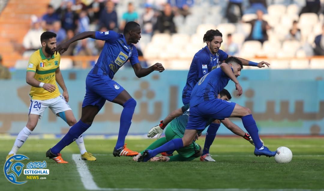 دیدار استقلال و نفت آبادان