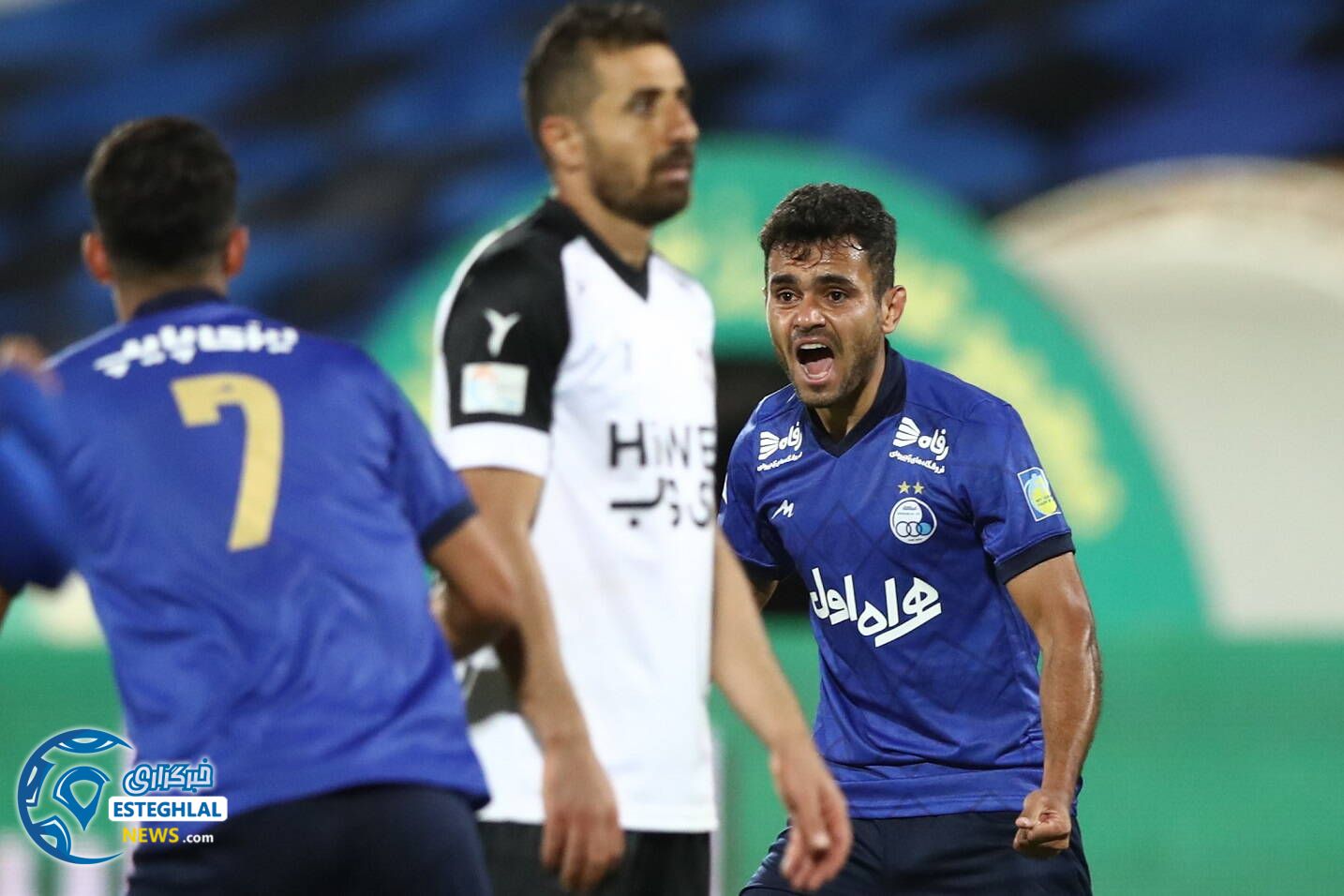 استقلال 1-0 هوادار