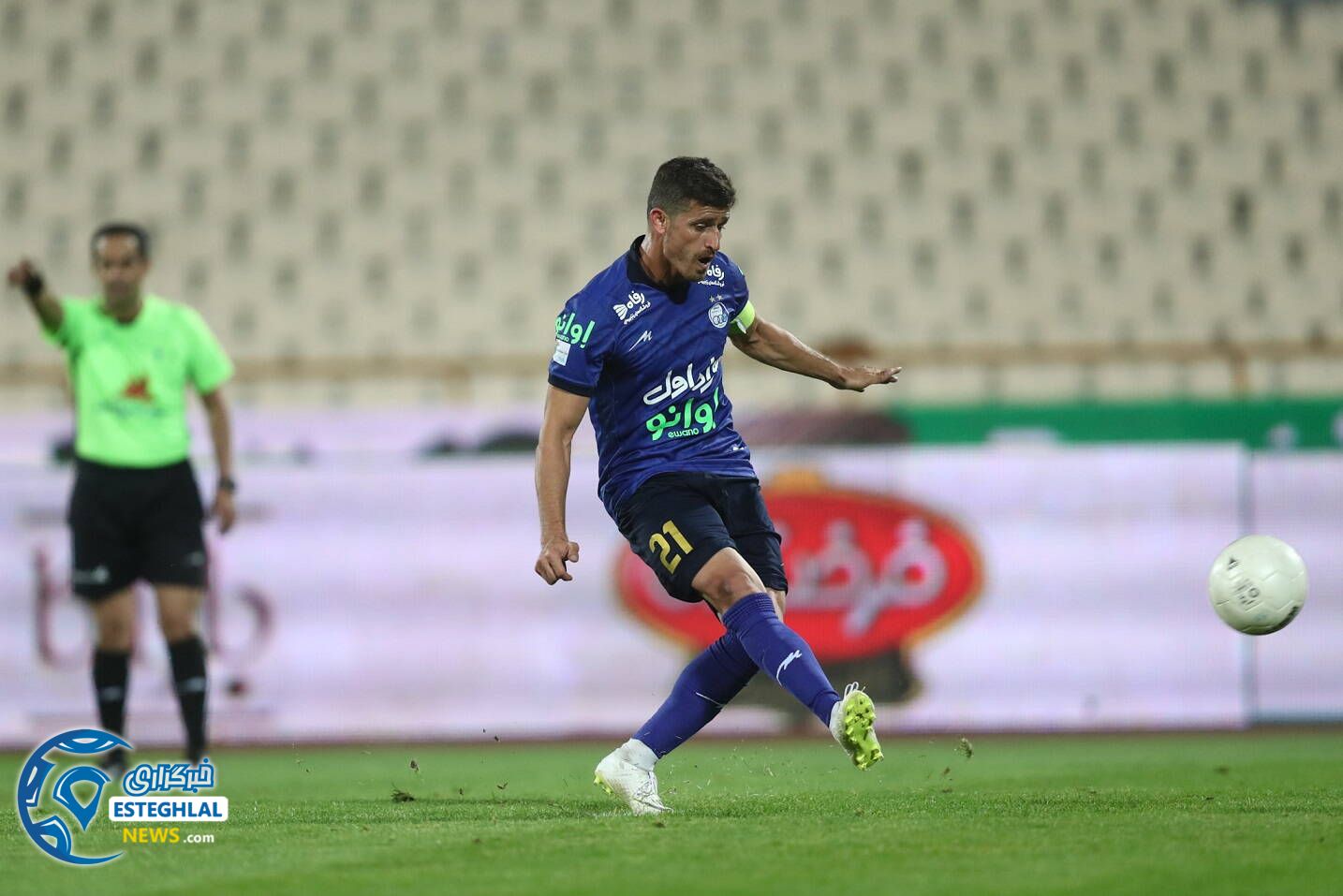 استقلال 1-0 تراکتور