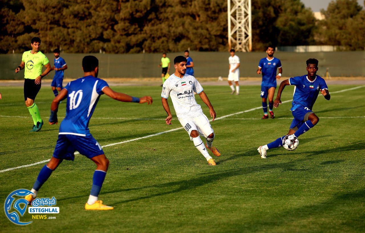 دیدار دوستانه استقلال و گل گهر سیرجان