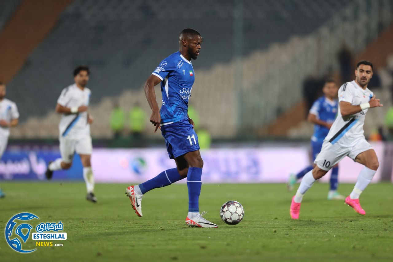 استقلال 2-1 پیکان