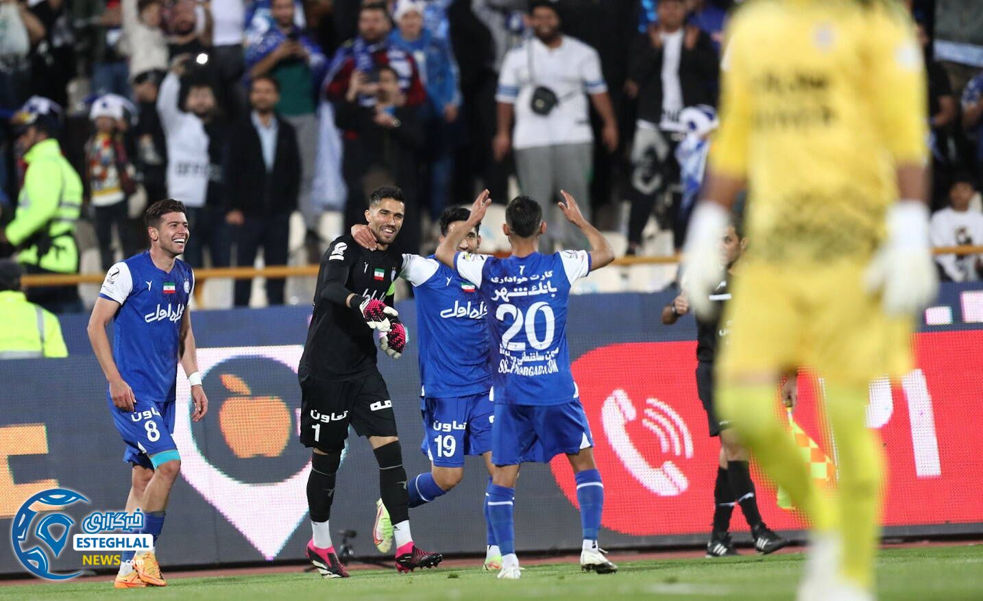 استقلال 6-1 هوادار