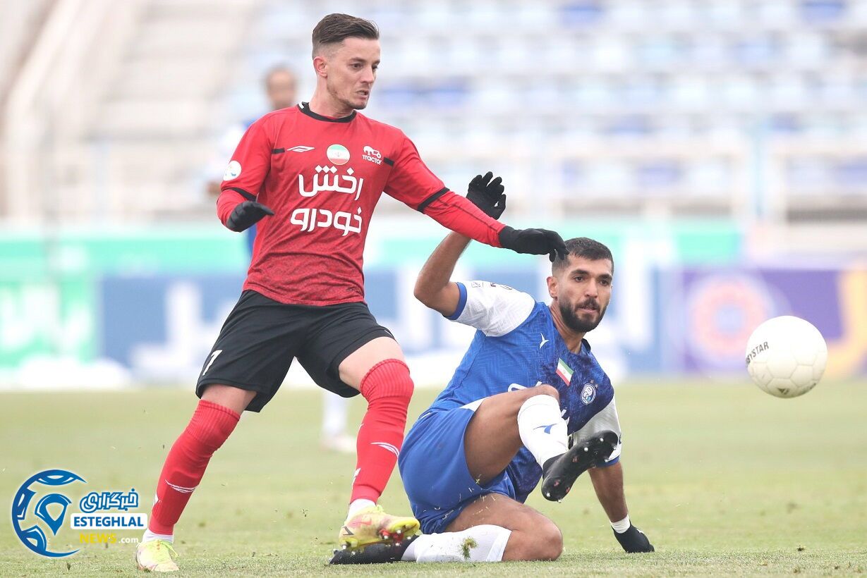 تراکتور 2-0 استقلال