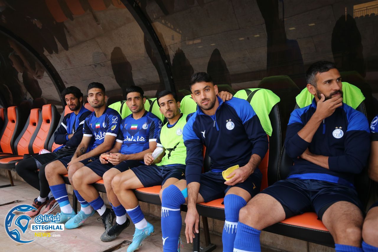 حواشی دیدار استقلال و نساجی