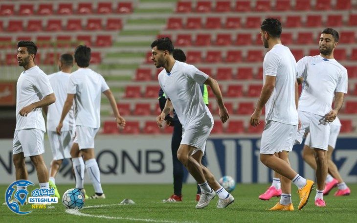 تمرین استقلال در امارات