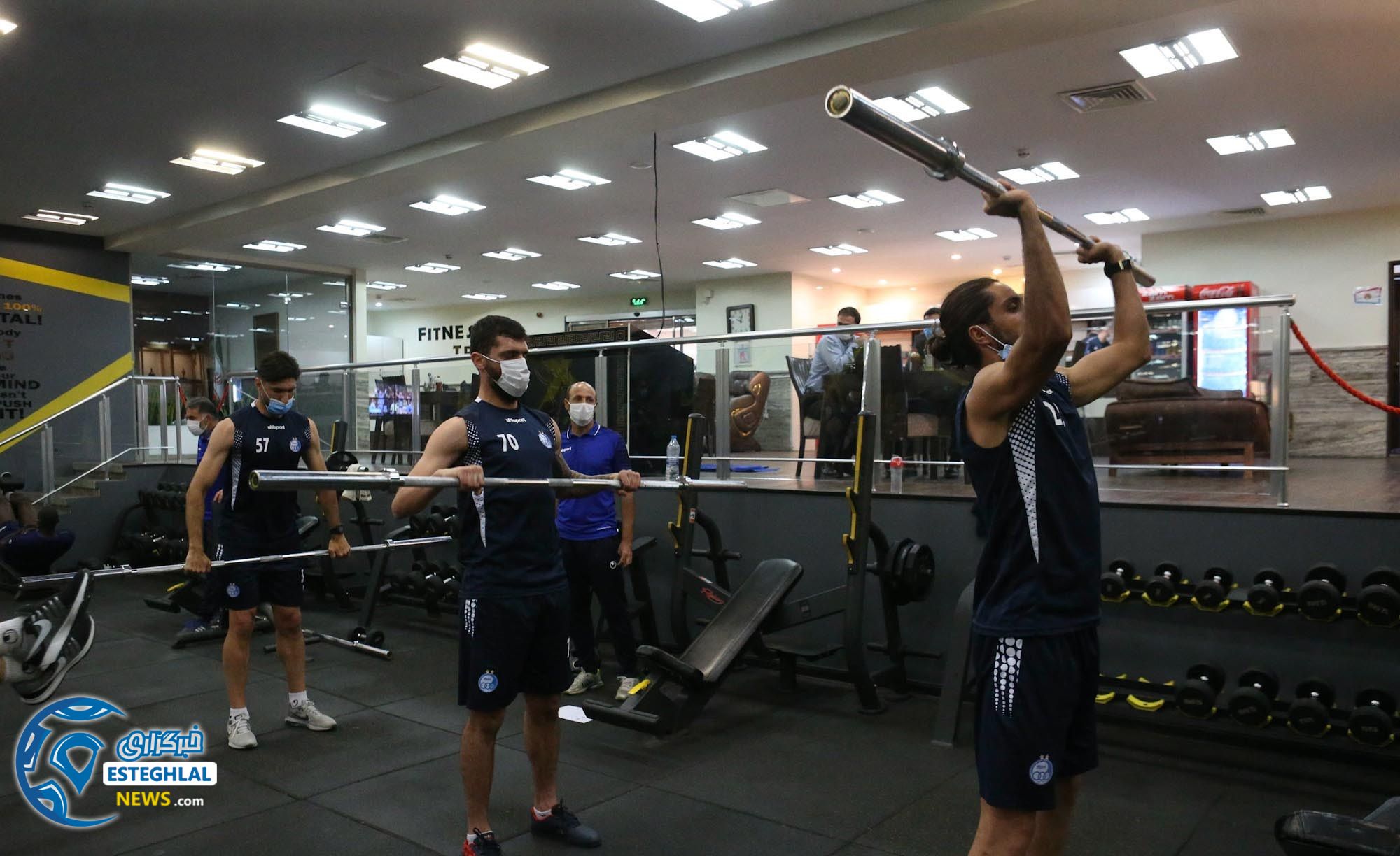 تمرین وزنه استقلال