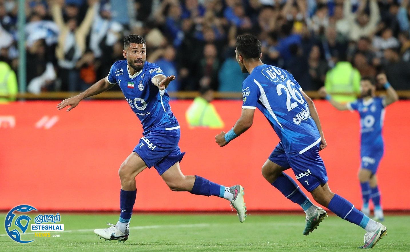 استقلال 1-0 فولاد