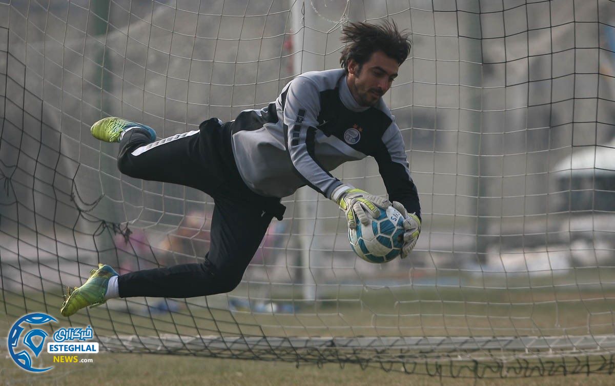 تمرین تیم فوتبال استقلال