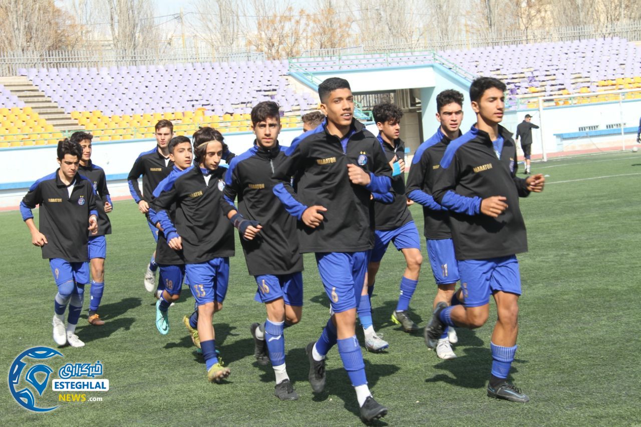 تیم نونهالان استقلال