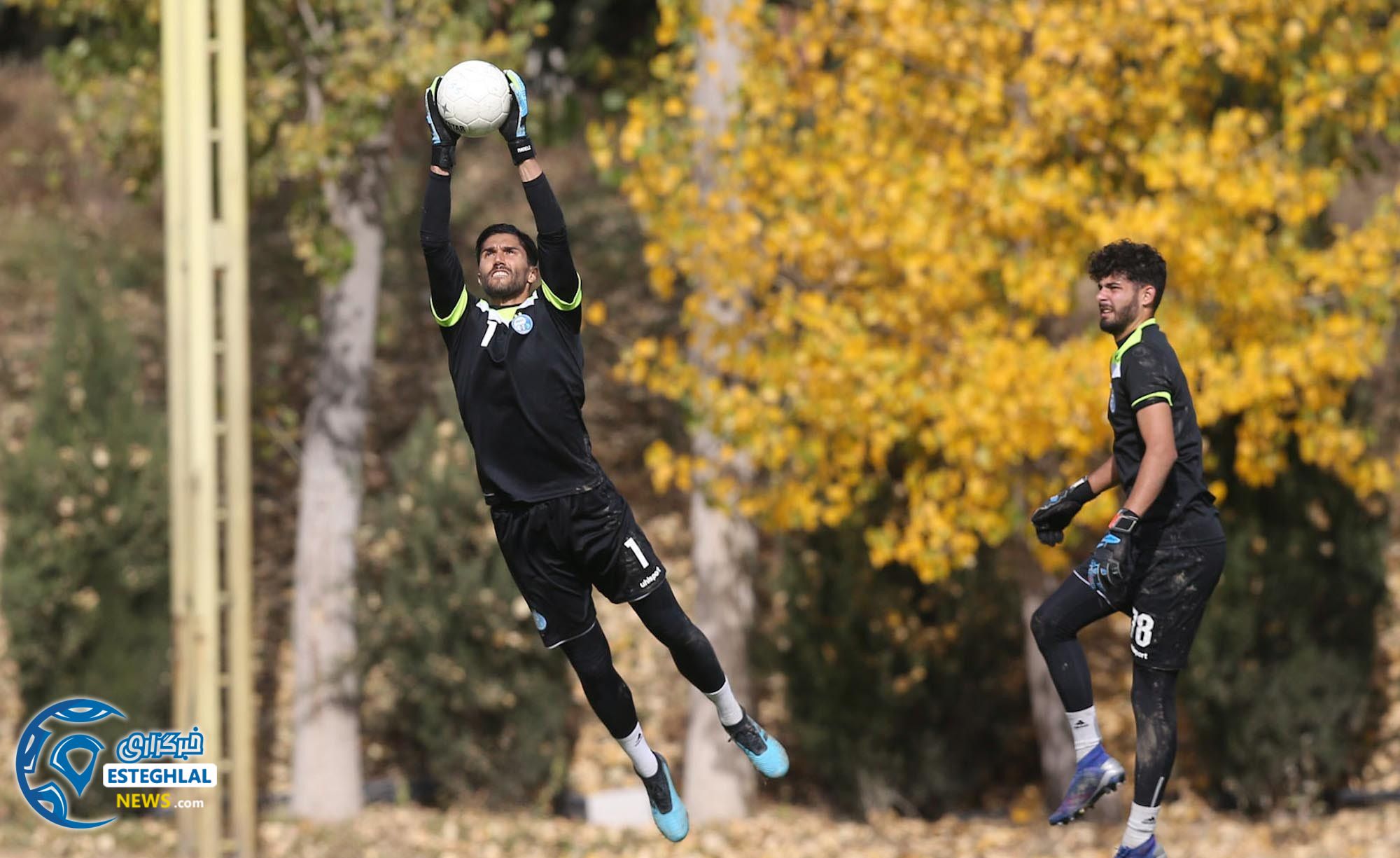 تمرین استقلال