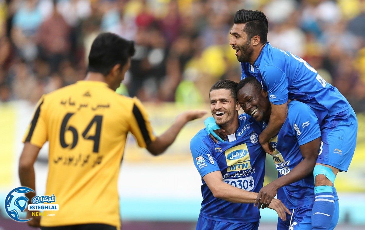 دیدار استقلال و سپاهان