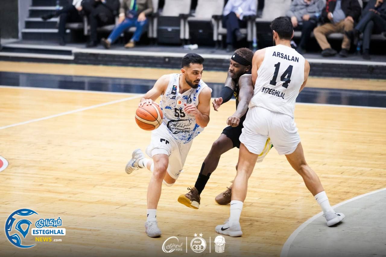 تیم بسکتبال آقایان استقلال