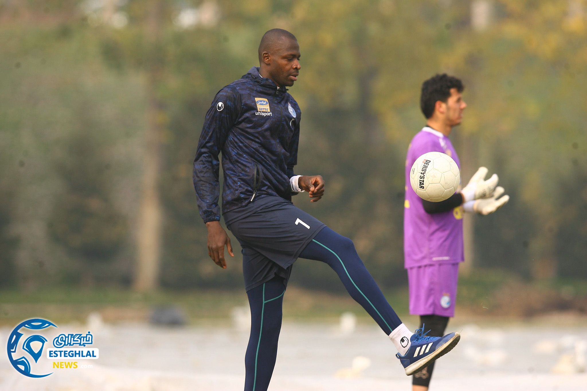 تمرین استقلال