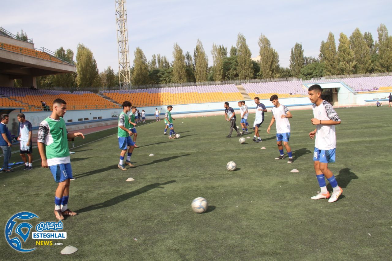 تیم نوجوانان استقلال