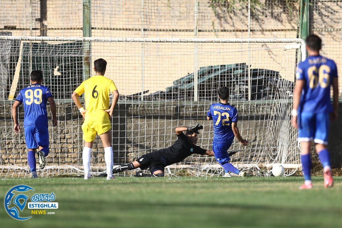 دیدار تدارکاتی استقلال و خیبر خرم آباد