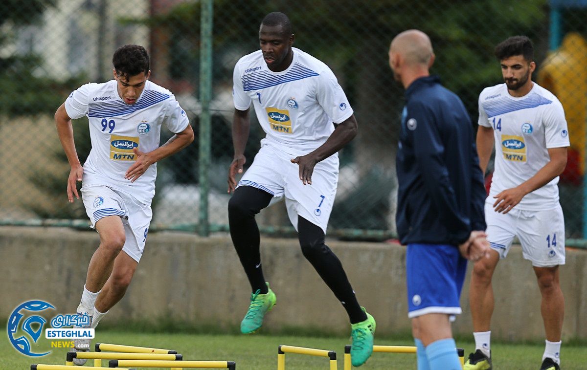 تمرین استقلال