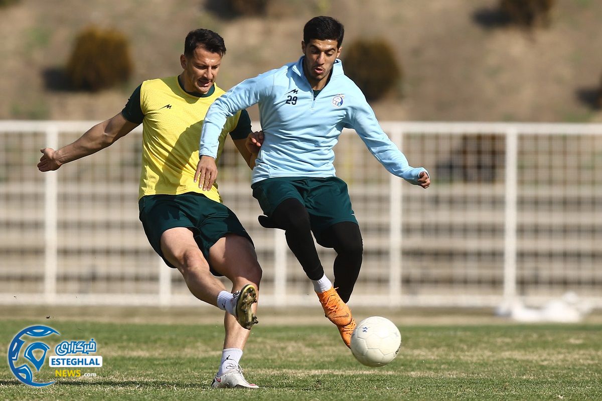 تمرین استقلال