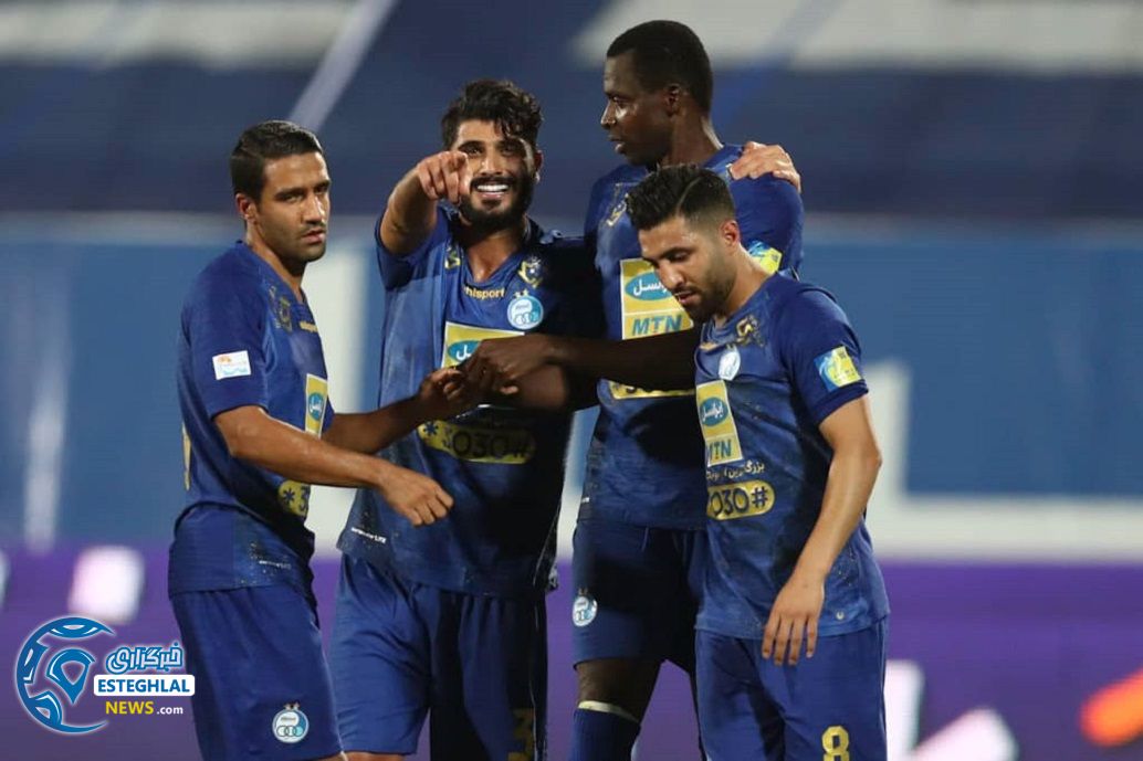 دیدار استقلال و نساجی