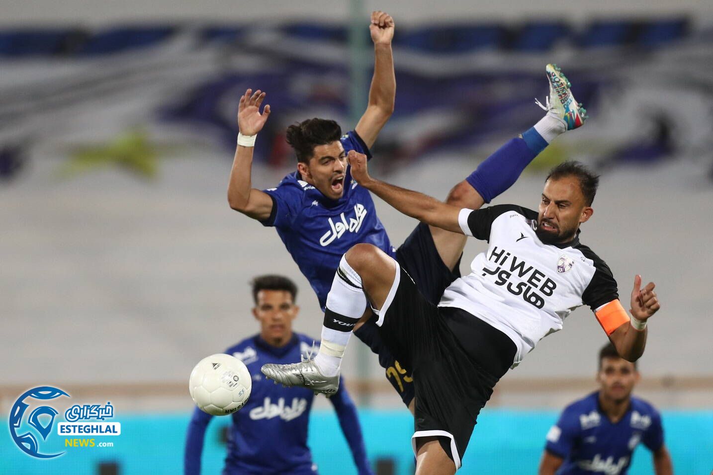 استقلال 1-0 هوادار