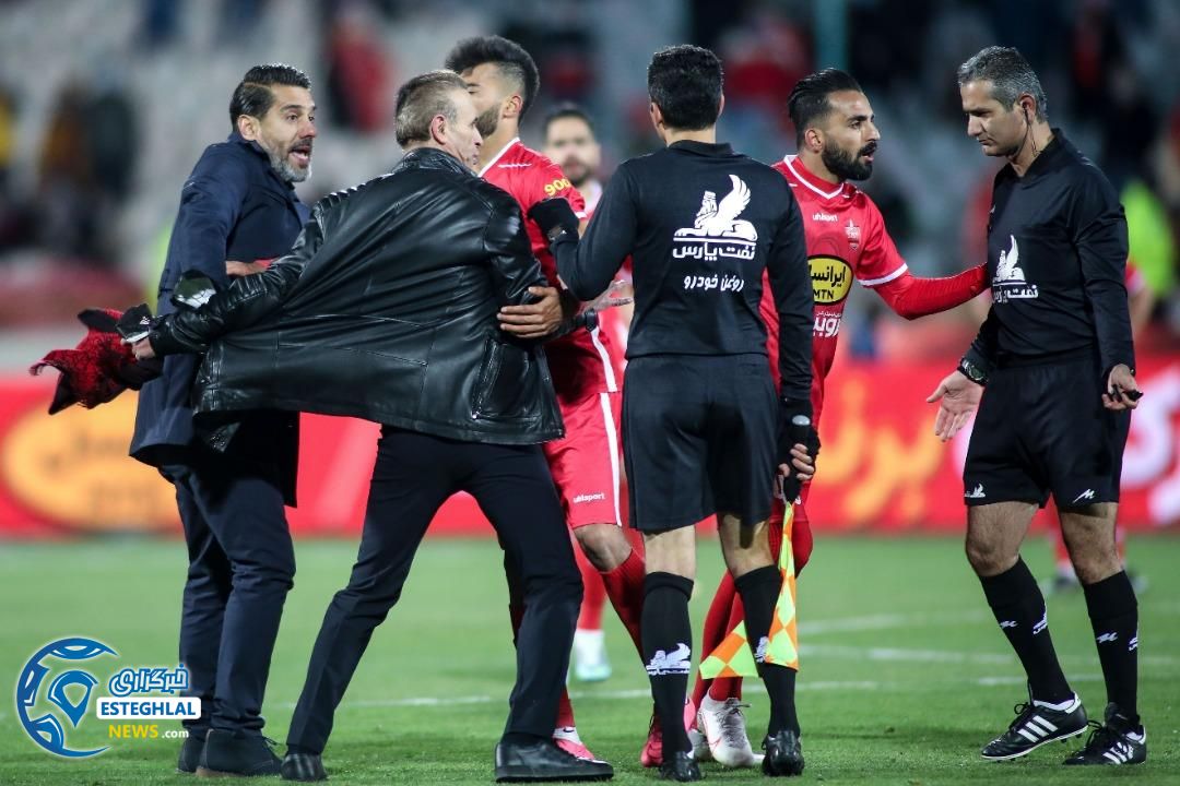 پیروزی 1-1 استقلال(تاج)