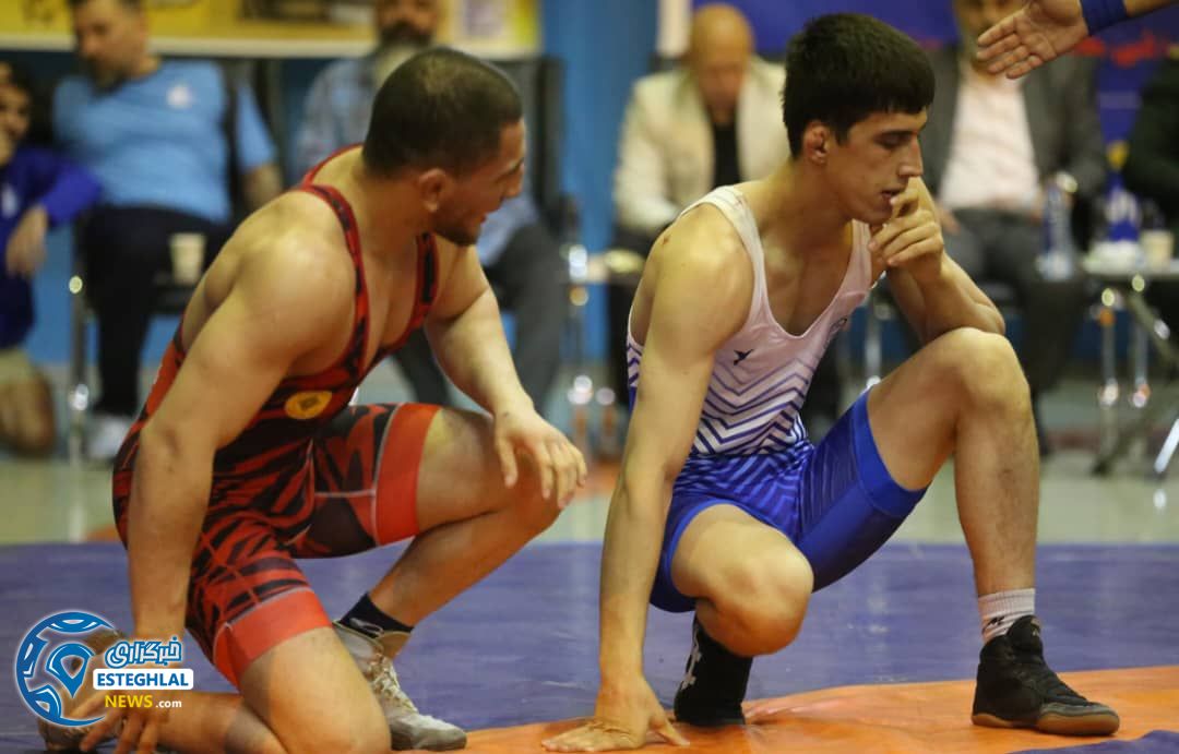 تیم کشتی آزاد و فرنگی استقلال