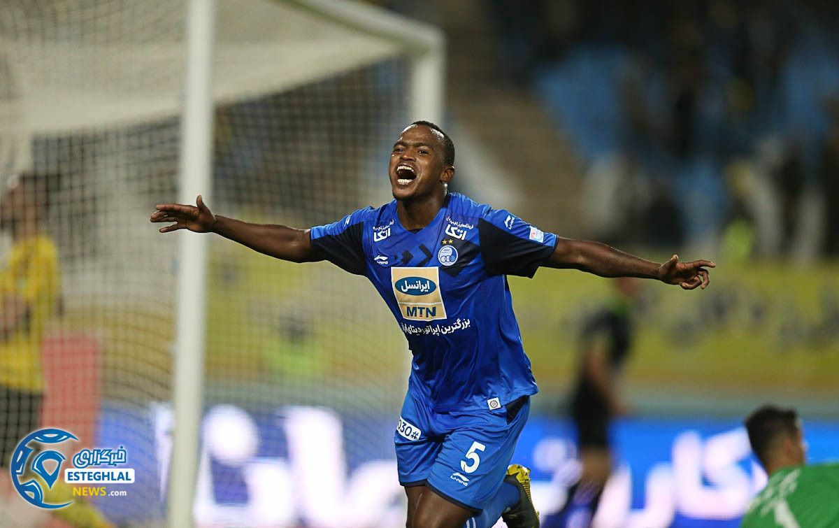 دیدار سپاهان و استقلال