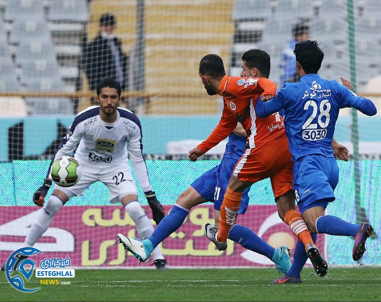 استقلال و سایپا