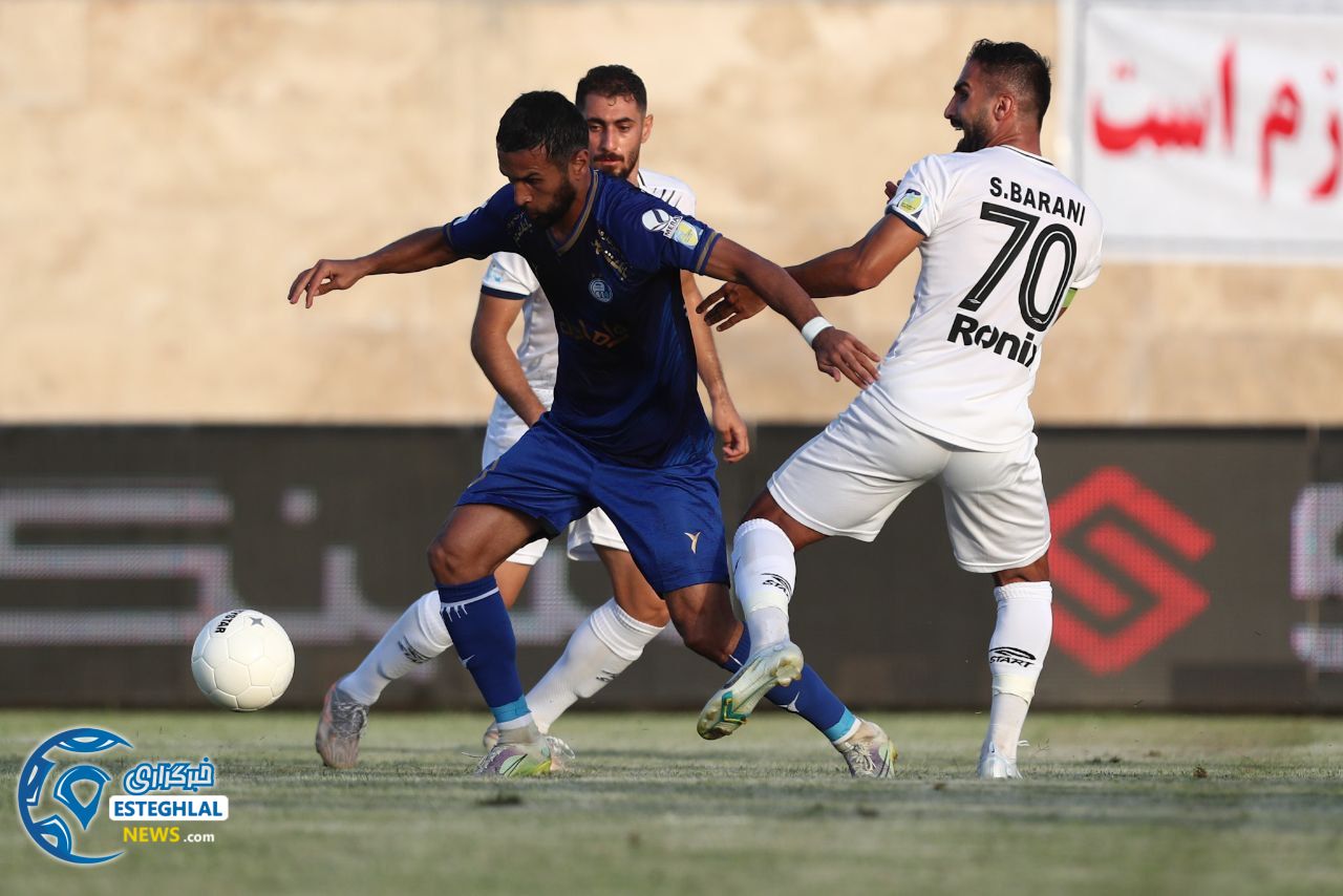 دیدار ملوان و استقلال