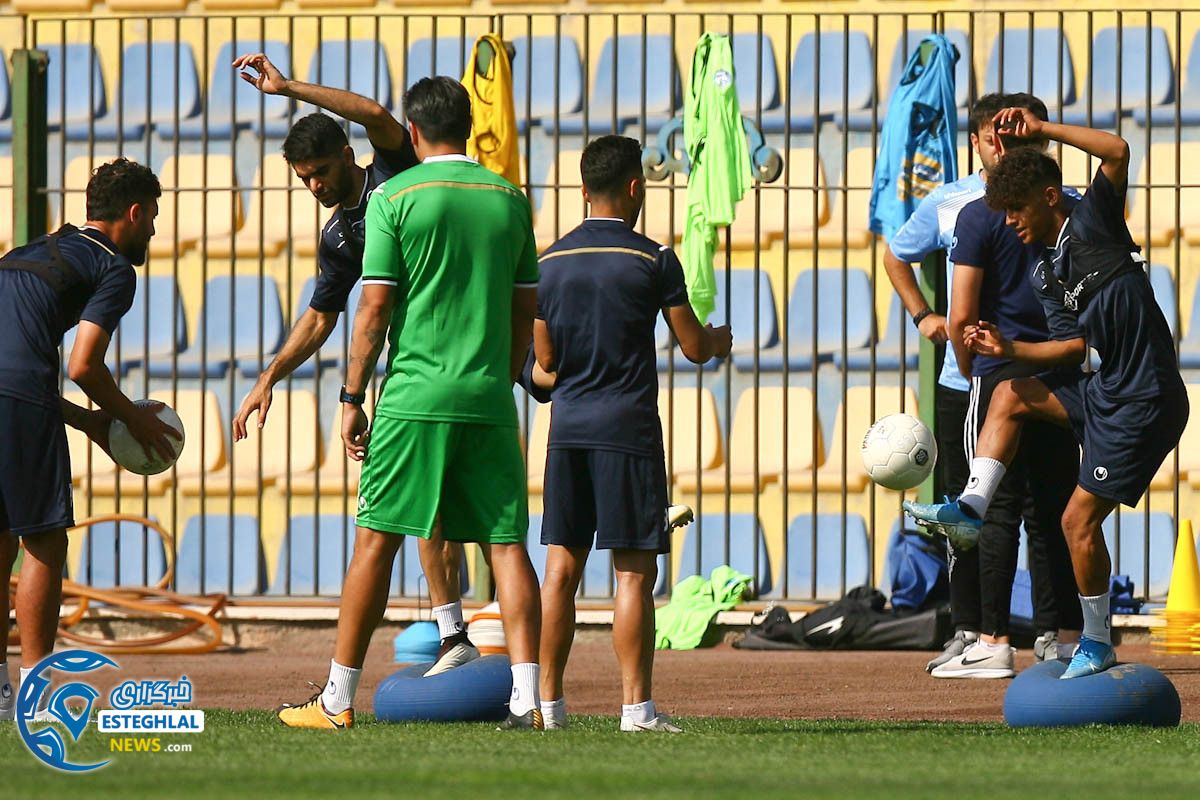 تمرین استقلال