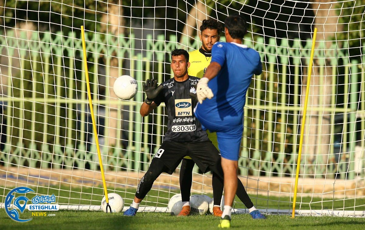 تمرین استقلال