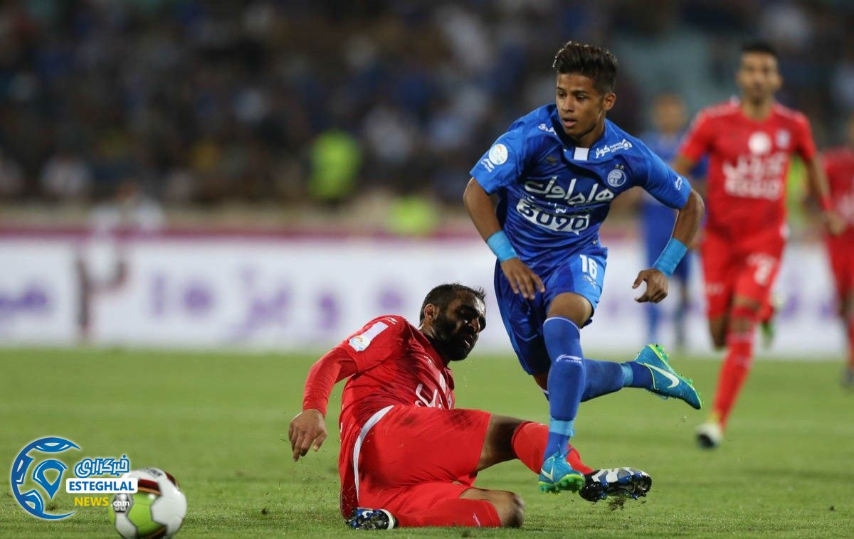 دیدار استقلال و تراکتورسازی