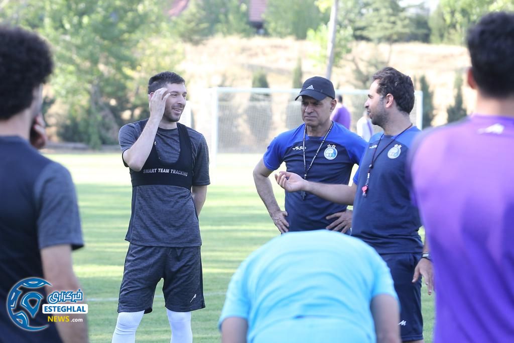 تمرین استقلال