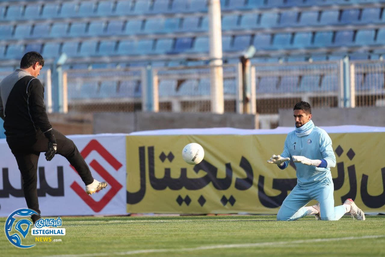 حواشی دیدار تراکتور و استقلال 