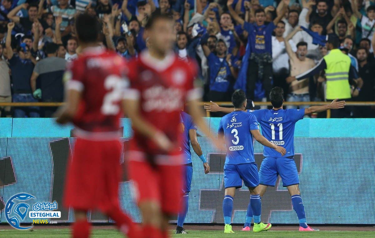 دیدار استقلال و تراکتورسازی