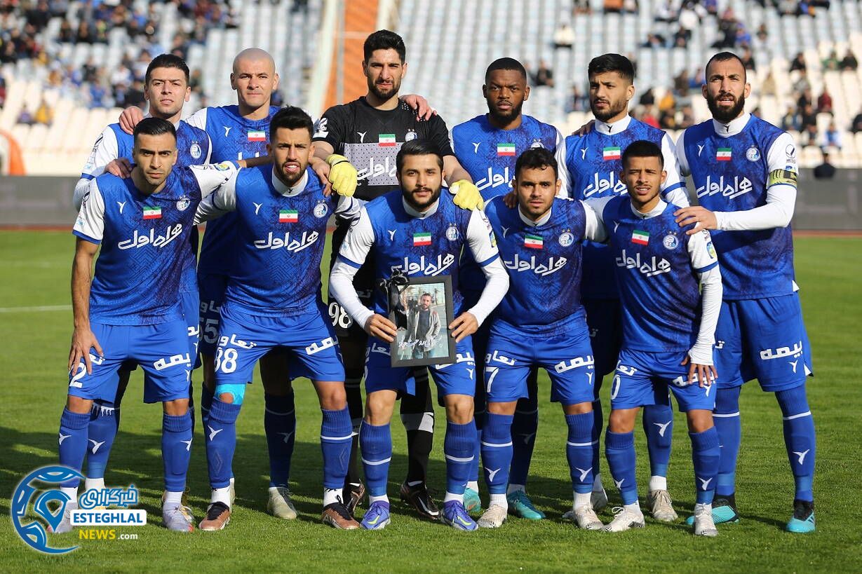 ترکیب استقلال مقابل پیکان