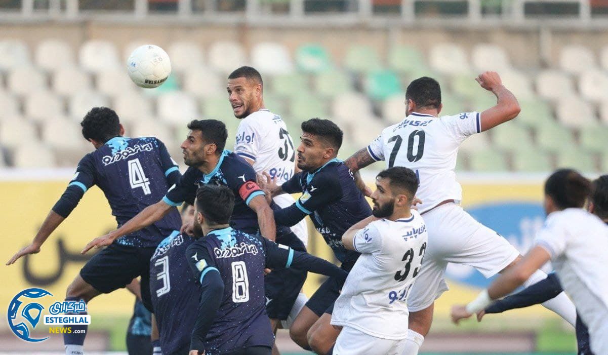پیکان 0-3 استقلال