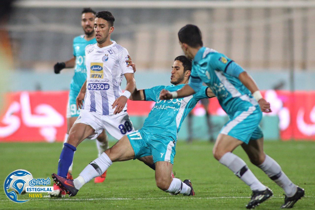 بازی پیکان و استقلال