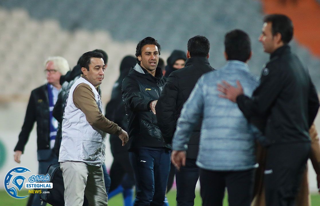 دیدار استقلال مقابل پارس جنوبی