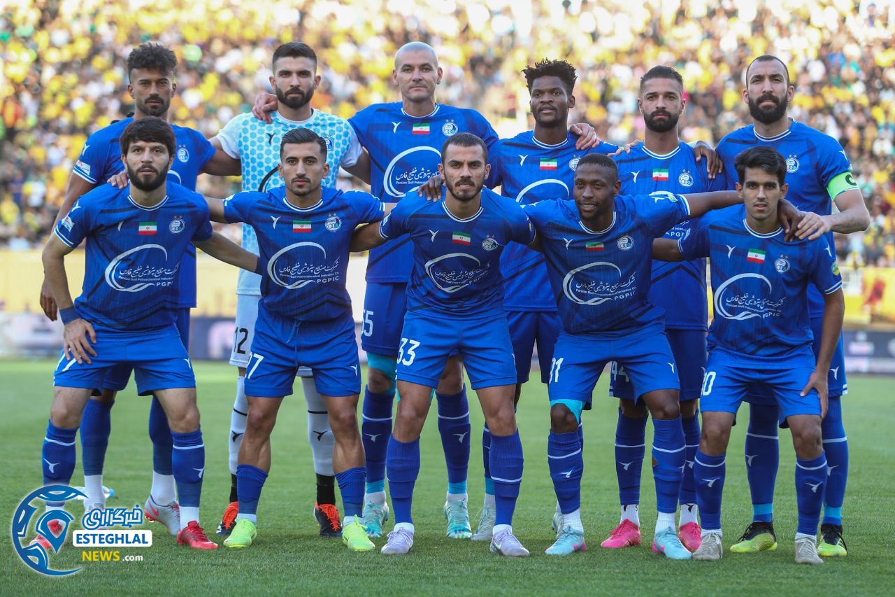 ترکیب استقلال مقابل صنعت نفت آبادان 