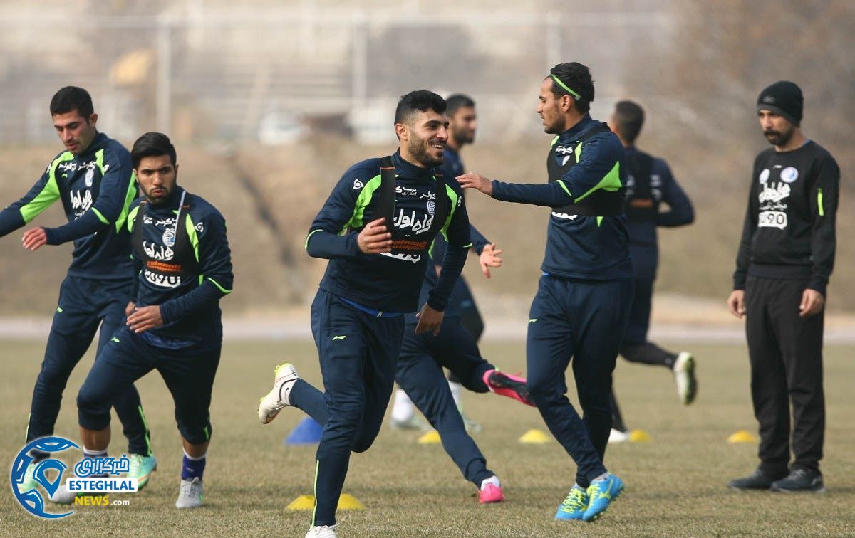 تمرین تیم فوتبال استقلال