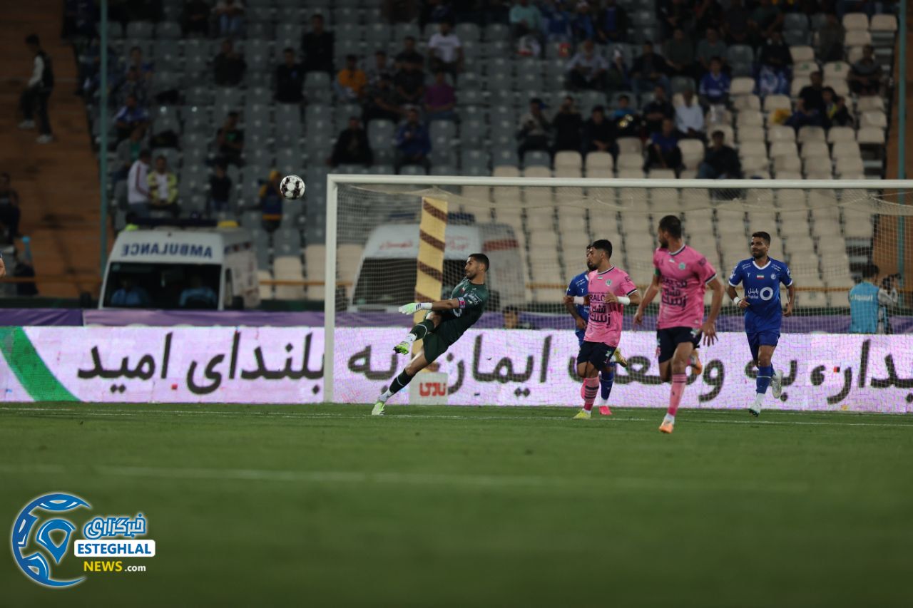 استقلال(تاج) 1-0 آلومینیوم اراک