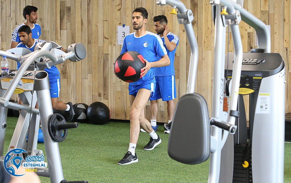 تمرین وزنه استقلال