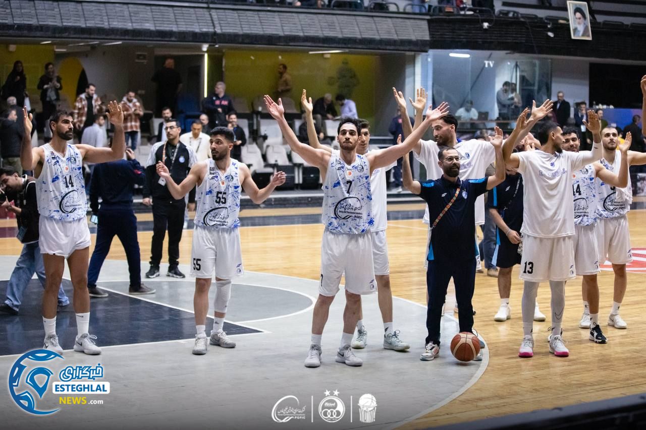 تیم بسکتبال آقایان استقلال