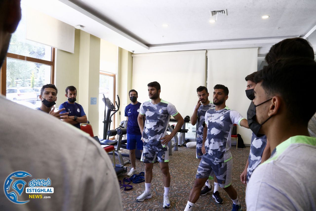 تمرین وزنه استقلال