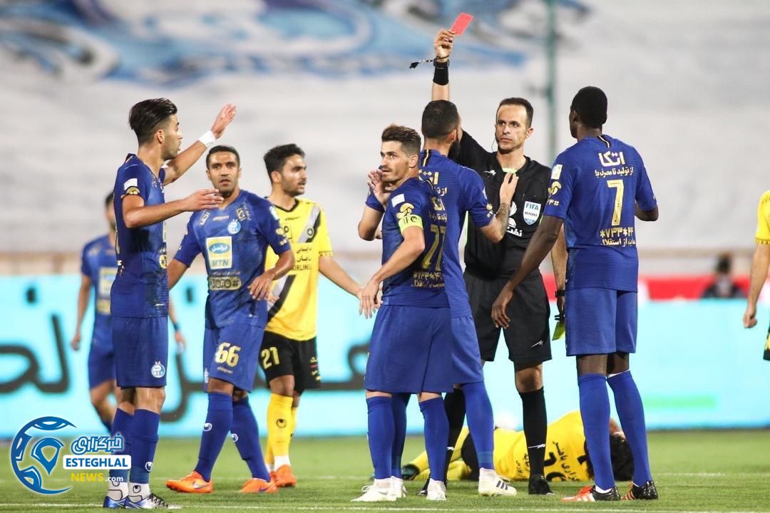 دیدار استقلال و سپاهان