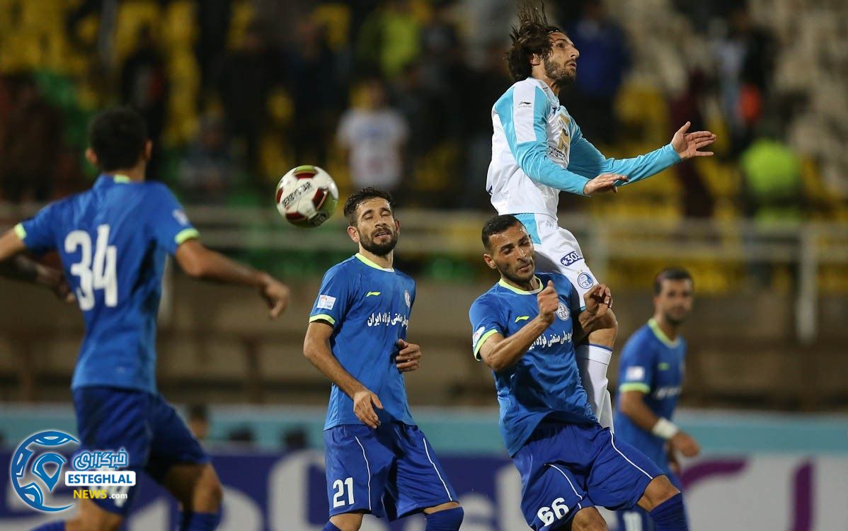 بازی استقلال خوزستان و استقلال تهران