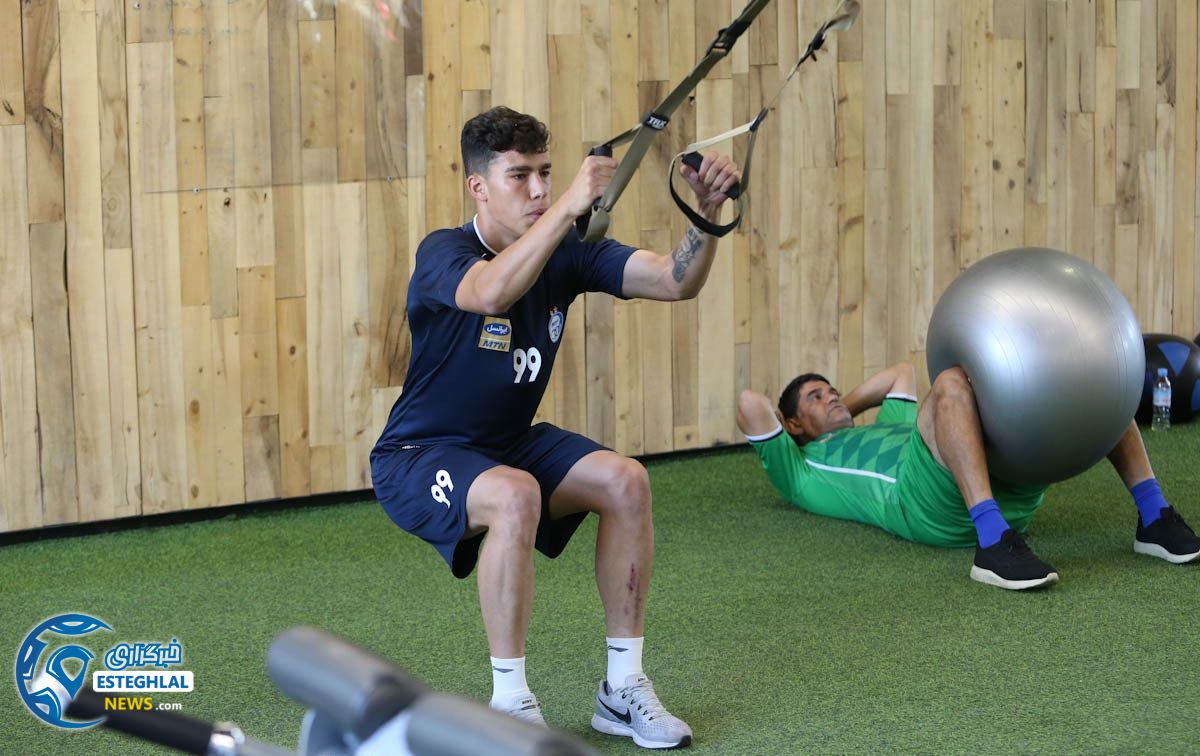 تمرین استقلال